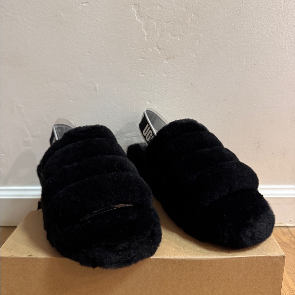 UGG Fluff Yeah Slides in Black NWT